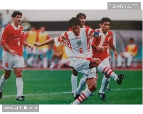 中国足球历史上最伟大的球员评选与影响力分析