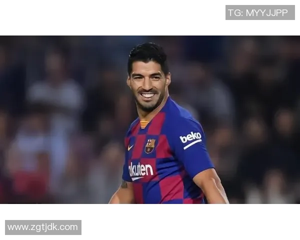 足球球星精彩瞬间艺术画布展现超凡技艺与无尽激情