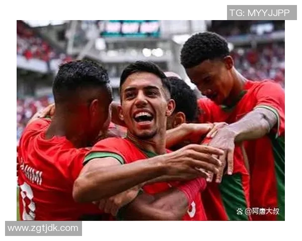 球星因争议判罚爆发激烈冲突 足球场上演惊心动魄的对决 球星因争议判罚爆发激烈冲突 足球场上演惊心动魄的对决